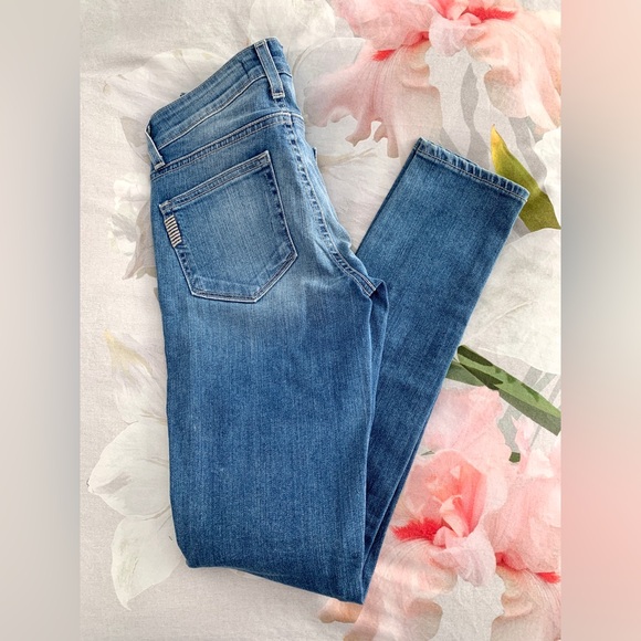 ❗️CLEAROUT❗️ NWT! PAIGE Blue Metallic Knee Patches VERDUGO ULTRA SKINNY JEANS 24 - Picture 7 of 10